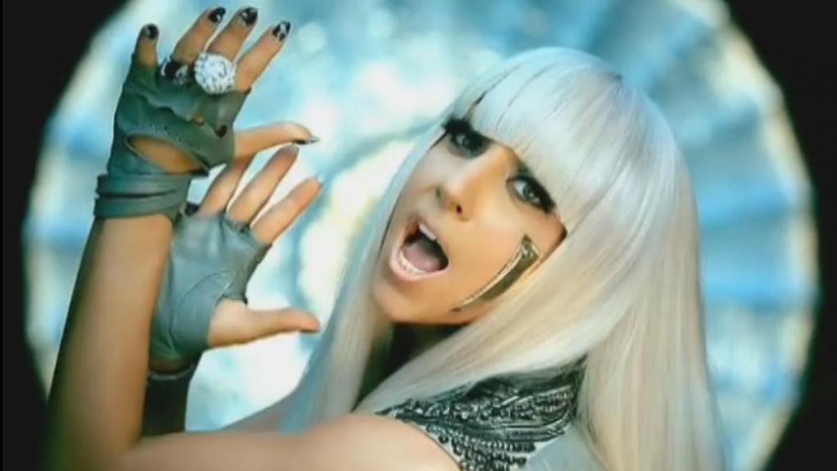 Lady Gaga lansează piesa „Dead Dance” pentru sezonul 2 din serialul Wednesday