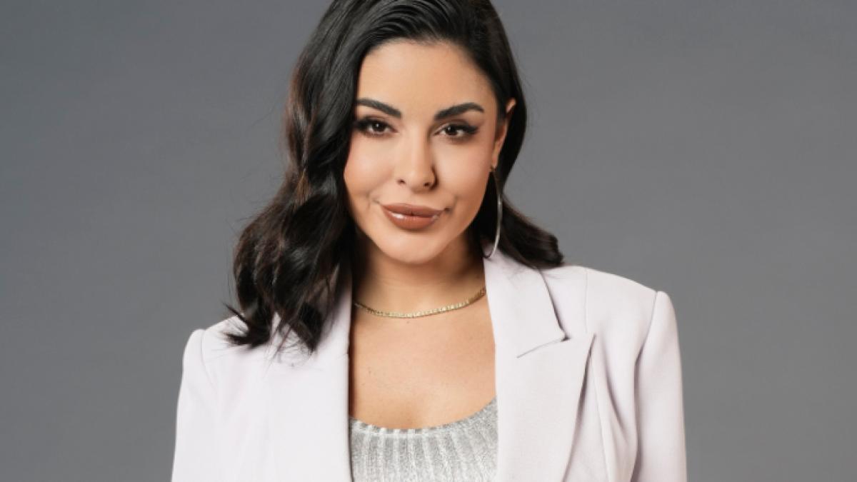 Începând de luni, 18 august, de la ora 13:30, Natalia Mateuț revine cu un nou sezon al emisiunii Viața fără filtru, la Antena Stars!