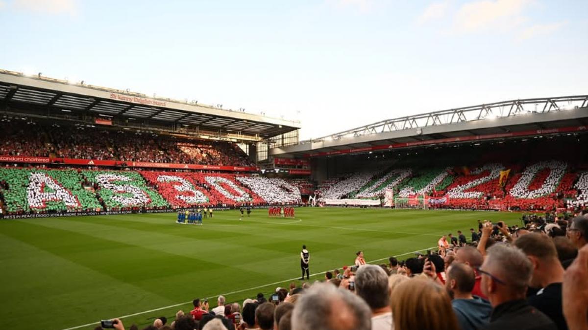 liverpool omagiu impresionant pentru diogo jota si fratele sau inaintea primului meci al sezonului