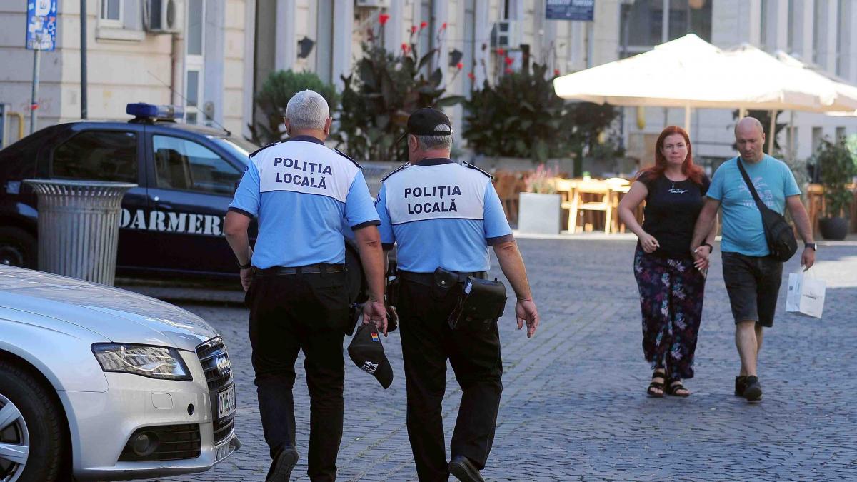 BodyCam pe uniformă și la polițiștii locali. Când vor fi obligați să le folosească