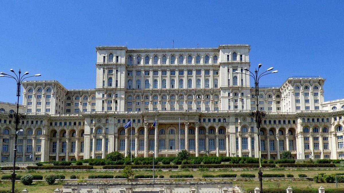 Renovare la Parlament: o cameră și 4 WC-uri, o jumătate de milion de euro
