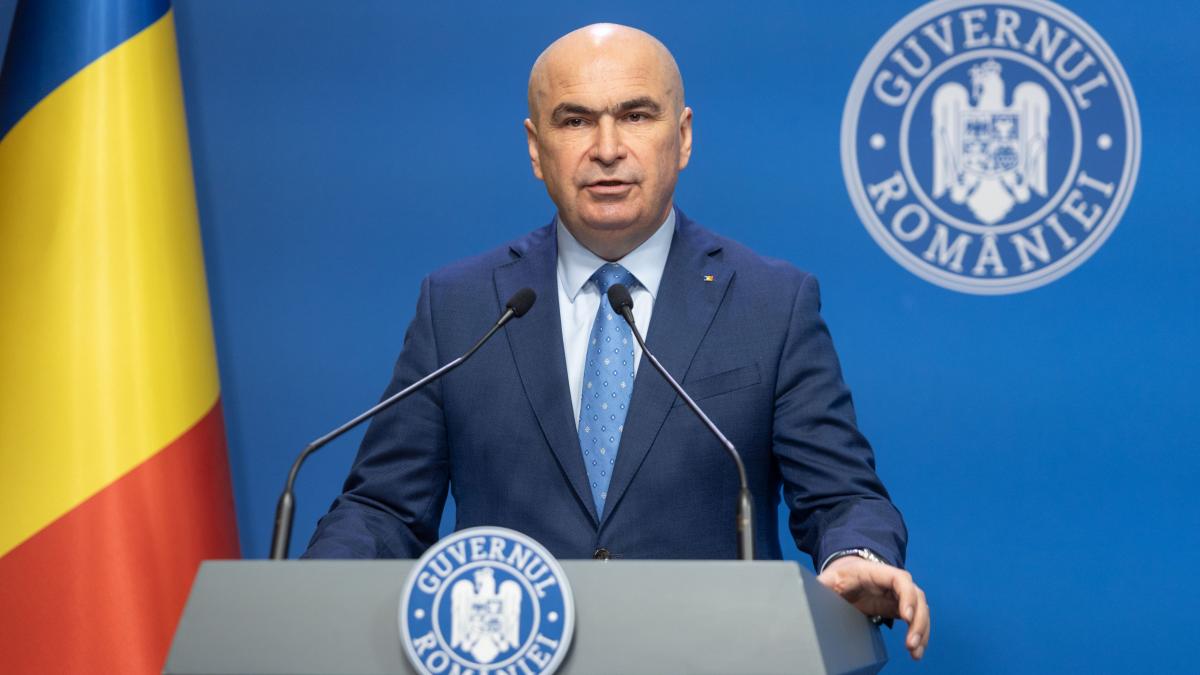 Premierul Ilie Bolojan vrea să interzică cumulul pensiei cu salariul la stat