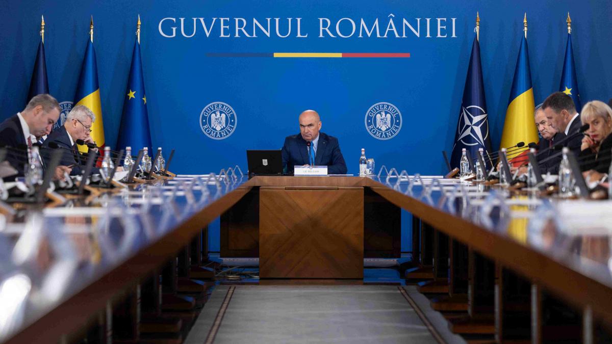 Guvernul prezintă vineri rectificarea de buget. Bolojan: Este destul de tensionată