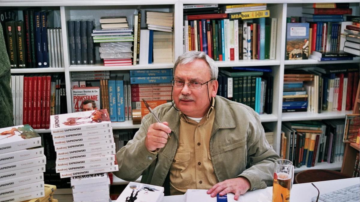 Fragment în premieră din cel mai așteptat roman al toamnei