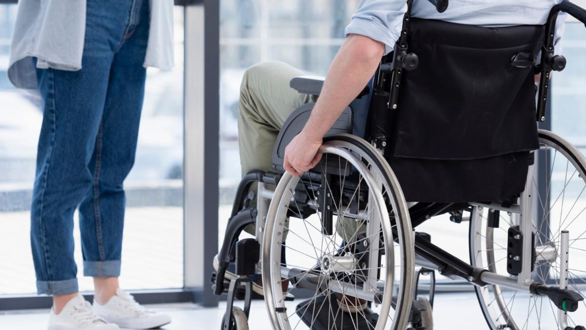 Vouchere de 39.000 de lei pentru copiii cu handicap