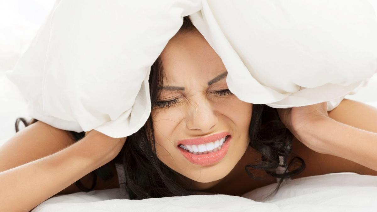 Hypnic jerk, afecțiunea care ne tulbură somnul