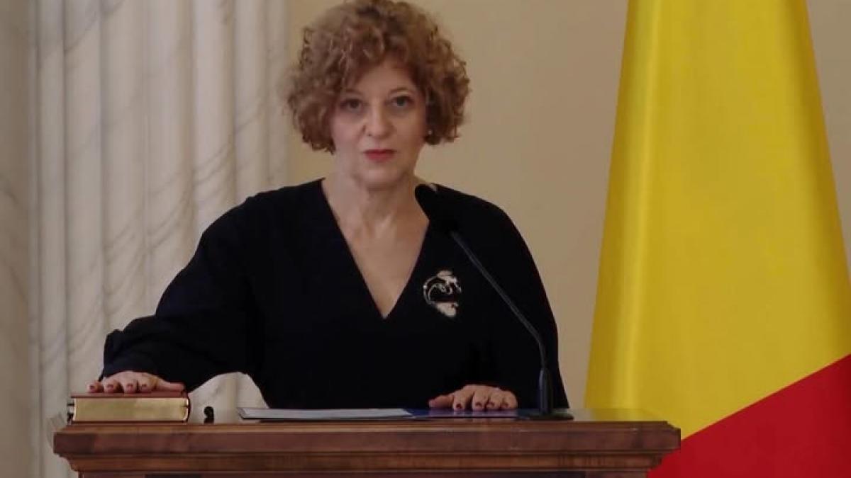 Vicepremierul Oana Gheorghiu, despre Nicușor Dan: „Îi lipsește viteza!”