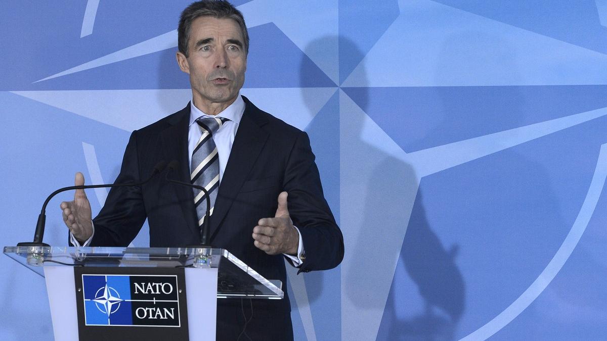 Un fost șef NATO solicită un scut aerian pe teritoriul statelor vecine Ucrainei
