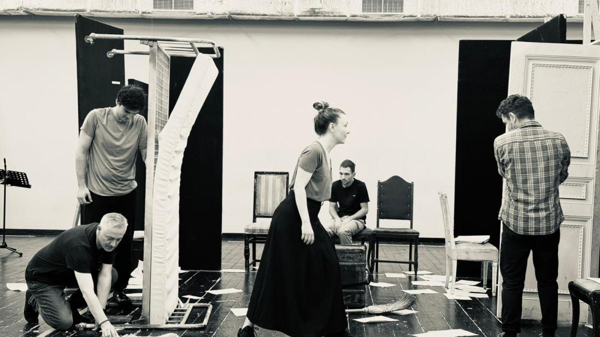 Celebrul regizor Yuri Kordonsky revine în România și montează Metamorfoza de Franz Kafka la Teatrul EXCELSIOR