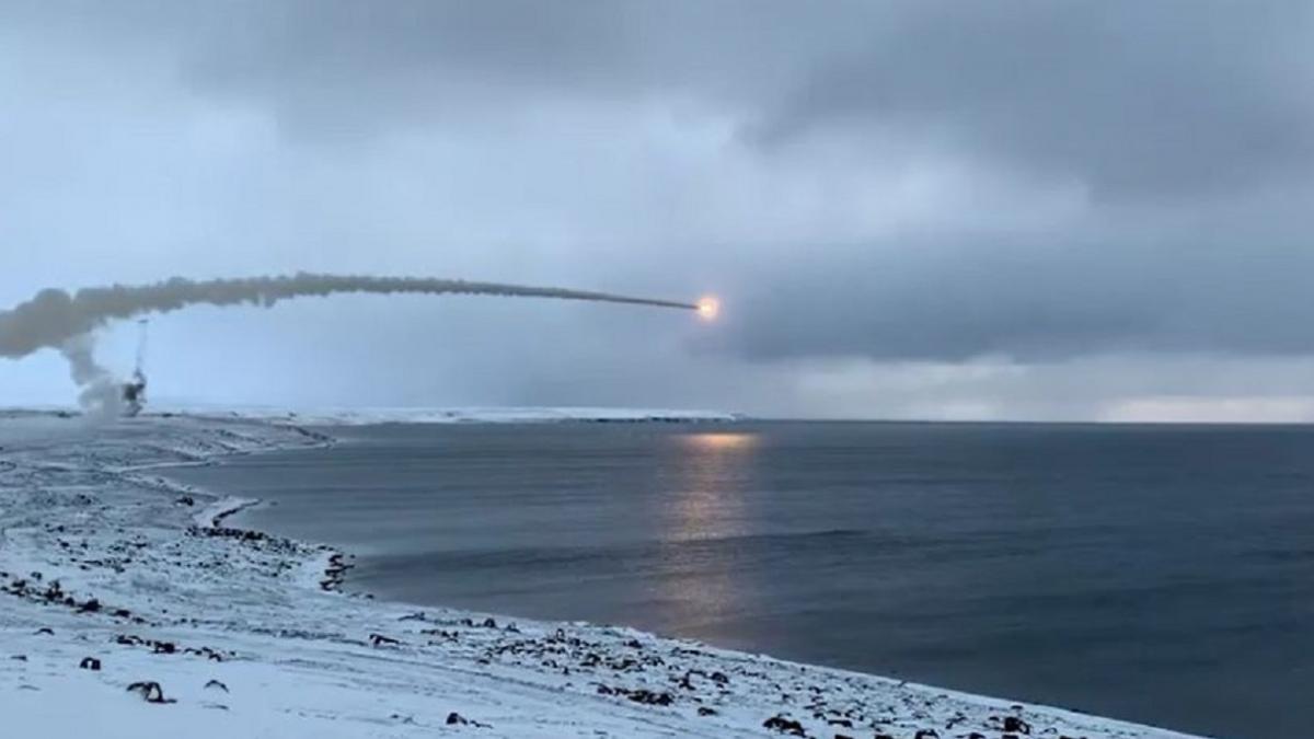 O companie din România a inventat o rachetă de croazieră autonomă cu inteligență artificială