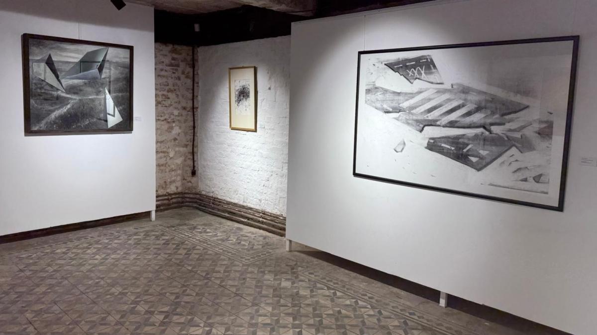 Scemtovici &amp; Benowitz Gallery prezintă a treia ediție a expoziției anuale „Contemporary Drawing in Romania – 2025, DESE/M/NE ale timpului”