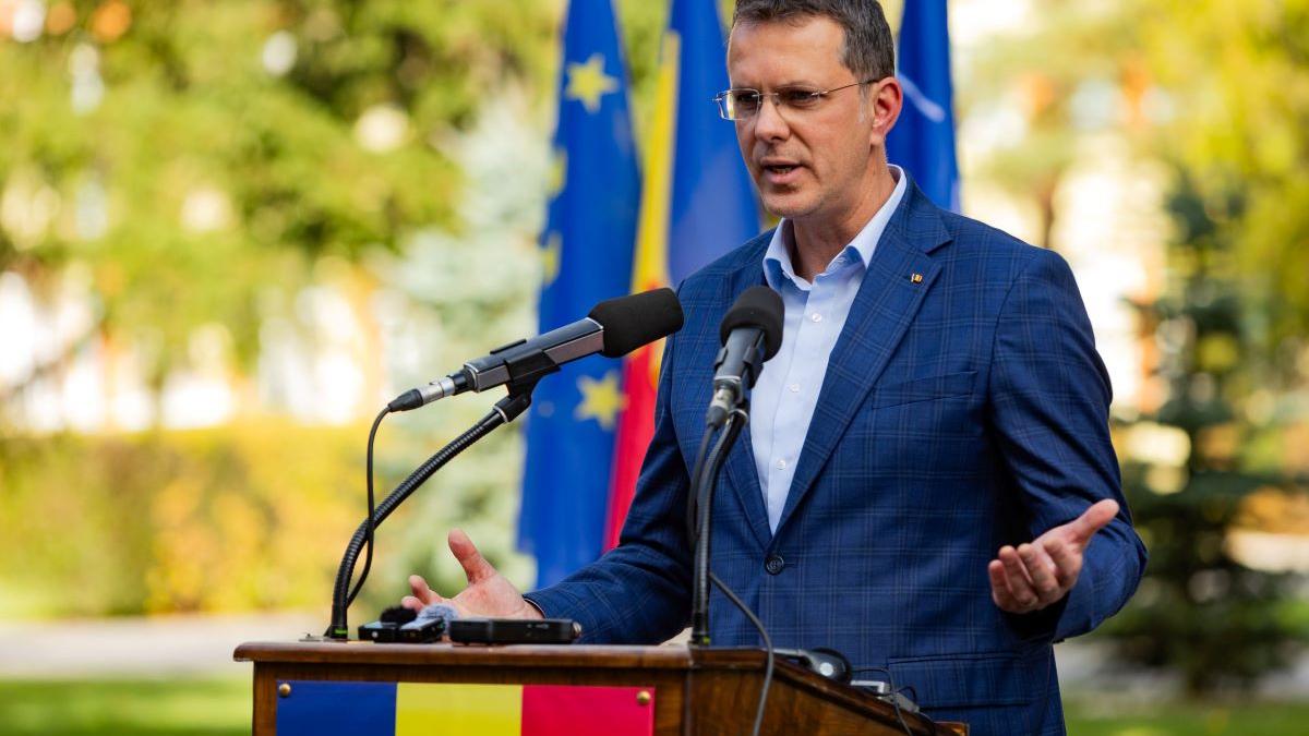 Demisie în Guvern? Zvonuri tot mai puternice privind plecarea lui Ionuț Moșteanu de la Apărare. PSD avansează deja un posibil înlocuitor