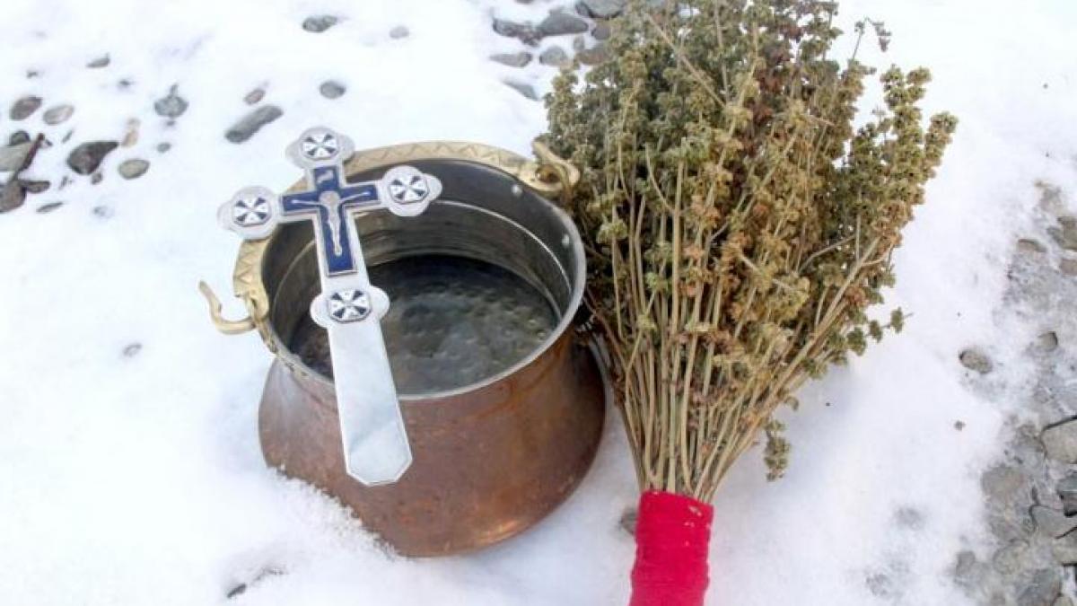 Tradiții de Sfântul Andrei: Ritualuri magice pentru fetele nemăritate