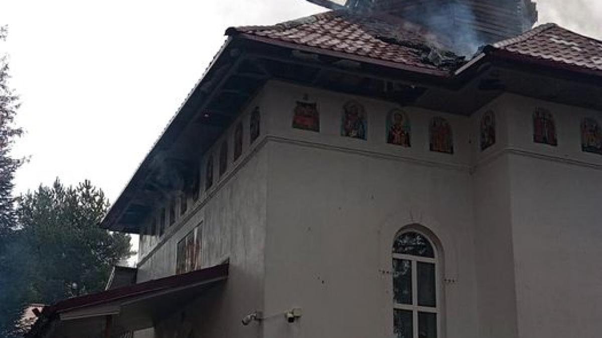 incendiu biserica luncani pompieri