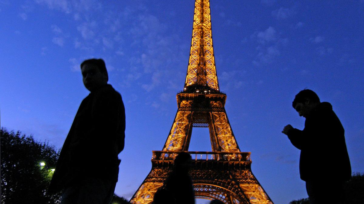 Numărul locuitorilor din Paris continuă să scadă alarmant
