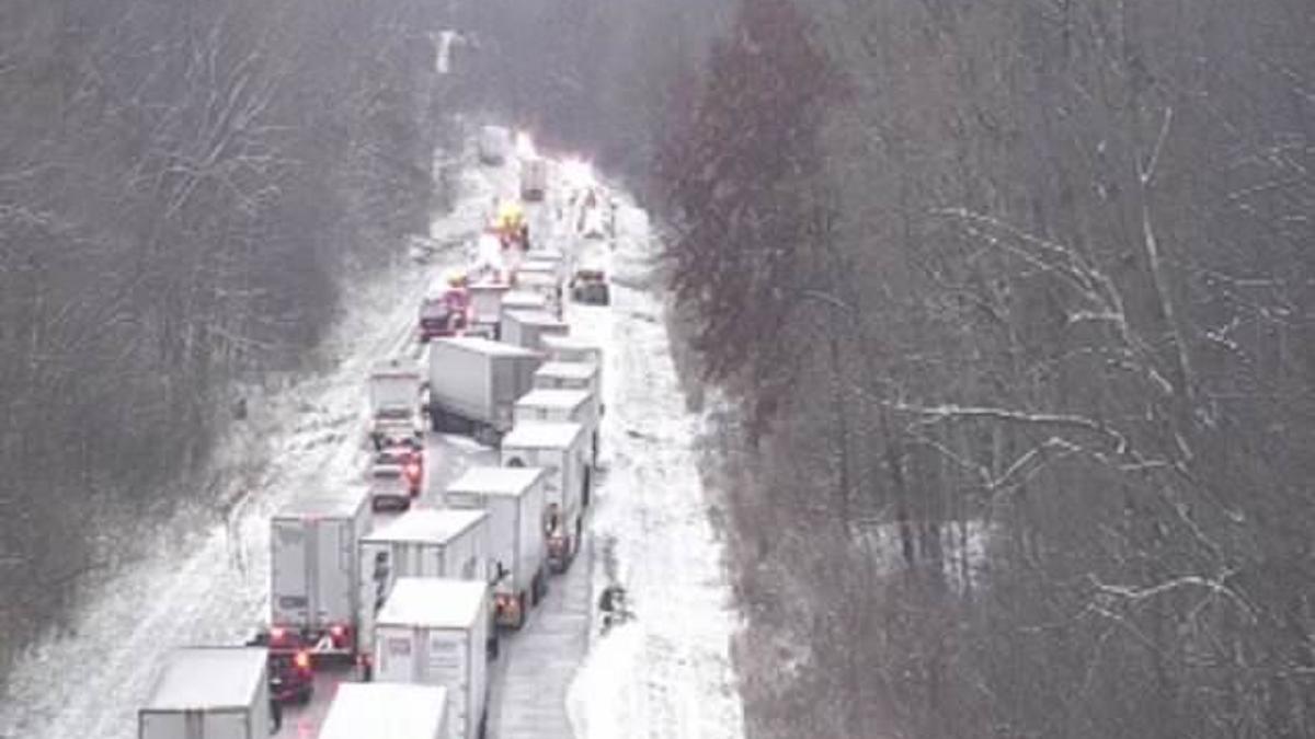 accident urias autostrada sua cel putin 45 masini implicate