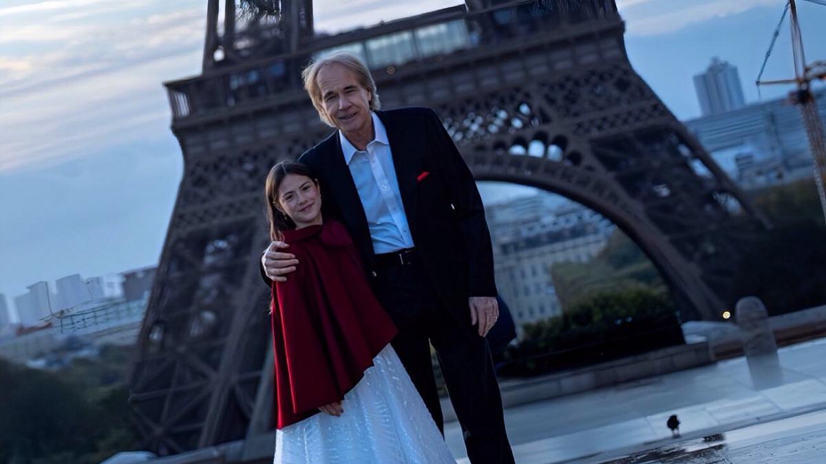 La 10 ani, Miriam Alice Vultur a filmat un videoclip împreună cu Richard Clayderman: „Este un vis împlinit”