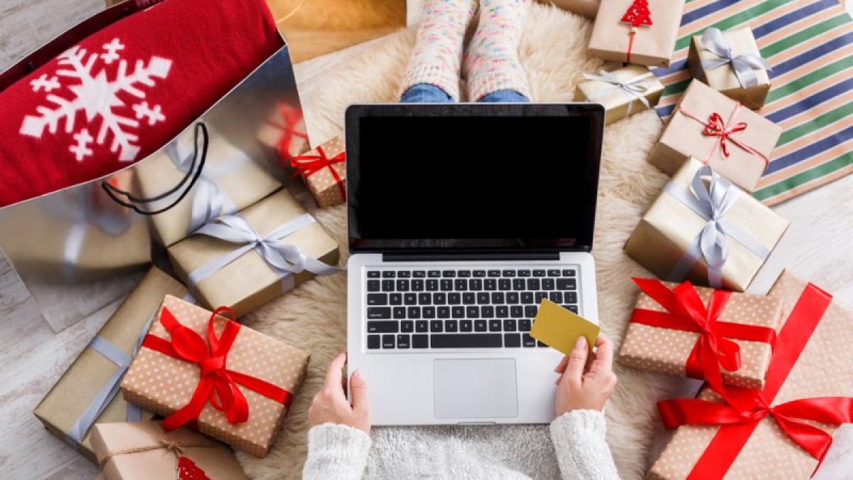 Cumpărături de sărbători mai accesibile: reduceri și cashback cu cardul de cumpărături 