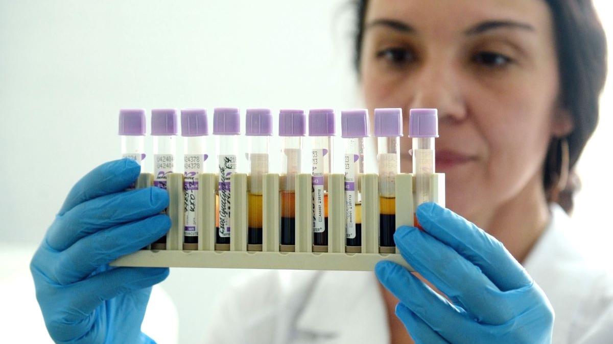 Analize gratuite pentru vitaminele D și B12. Cine ar putea beneficia de decontare integrală