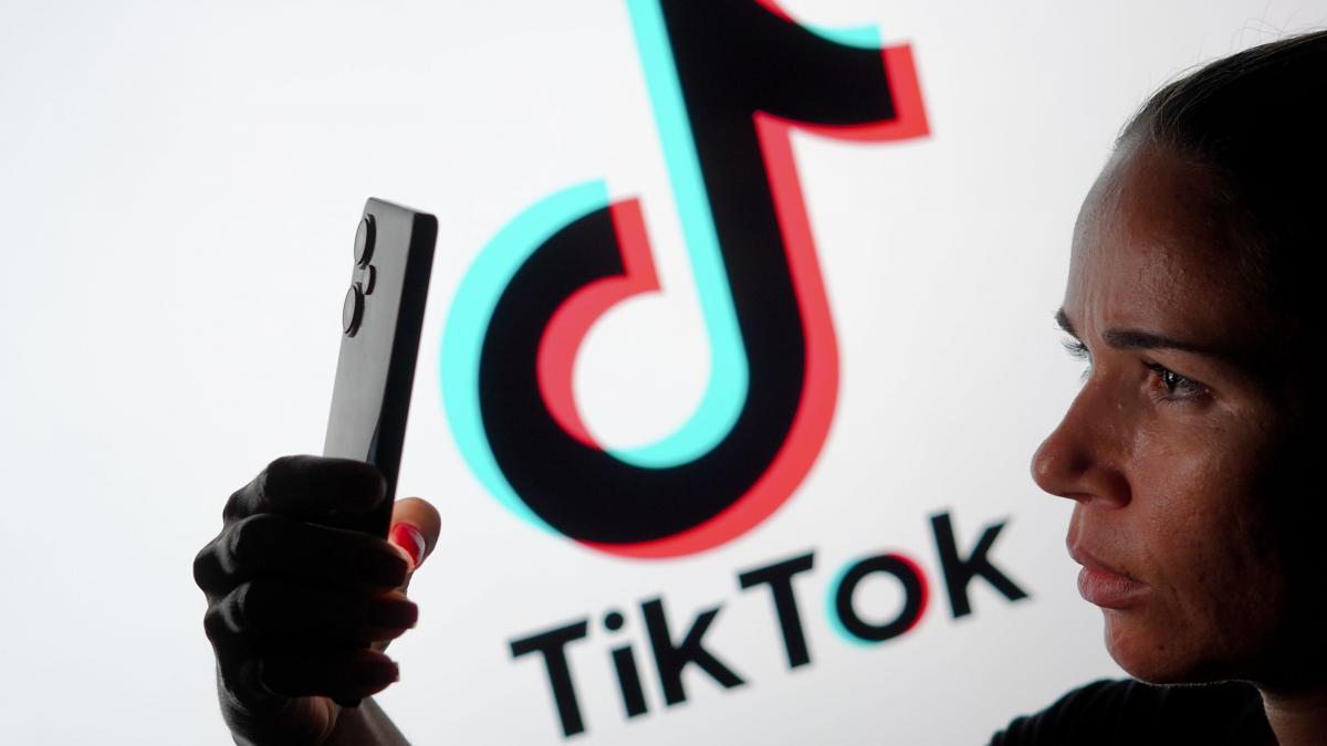 Avertizare DNSC: Campanie de phishing pentru deturnarea conturilor de TikTok din România