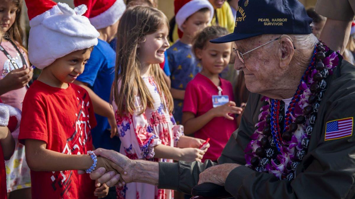 Unul dintre ultimii americani supravețuitori ai atacului de la Pearl Harbour s-a stins din viață