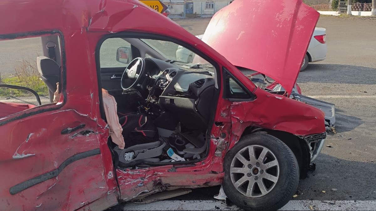 Accident grav în Constanța: 10 victime, dintre care patru copii, duse la spital. O persoană în comă