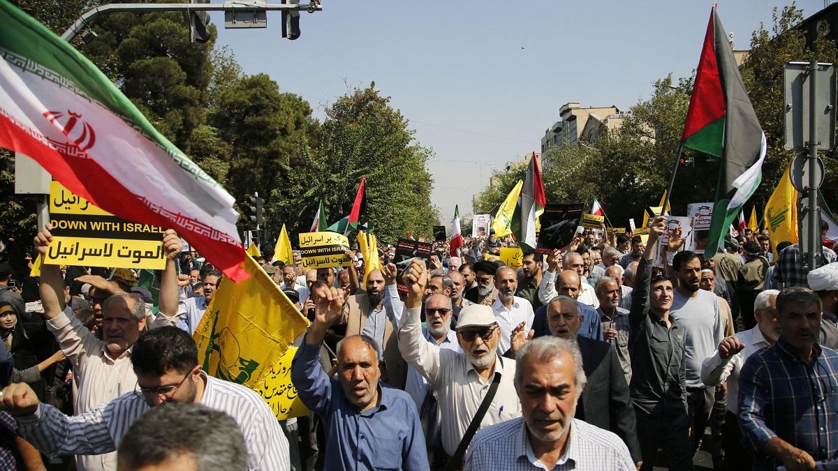 Proteste de amploare în Iran după prăbușirea monedei naționale