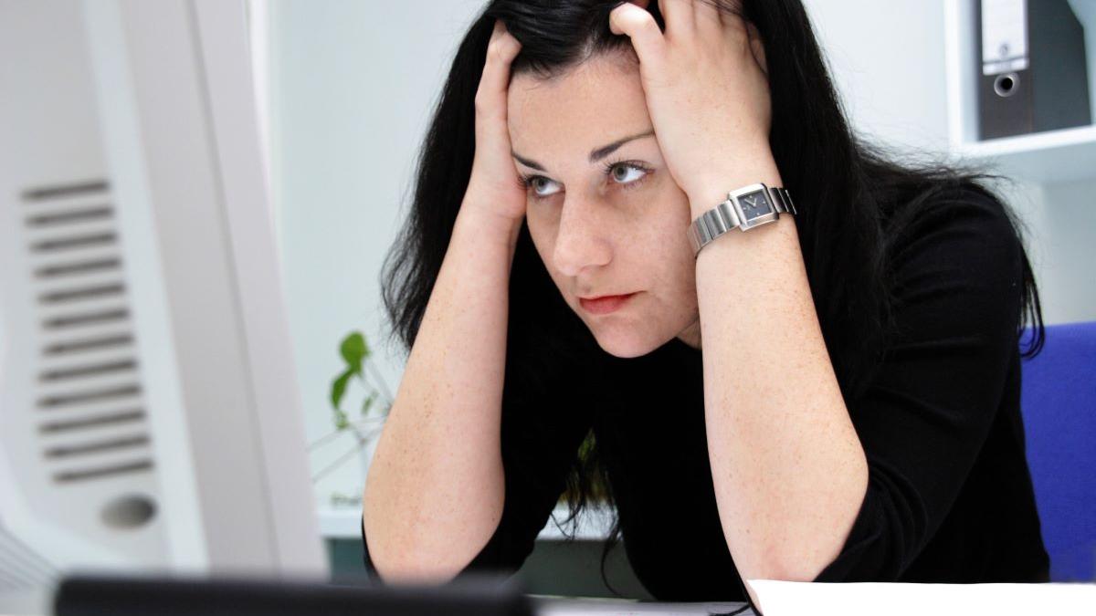 Revenirea la muncă după sărbători: cum să scapi de anxietatea de duminică și să începi anul fără stres