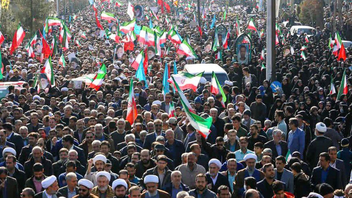 Iranul confiscă dispozitivele Starlink pentru a tăia comunicațiile 