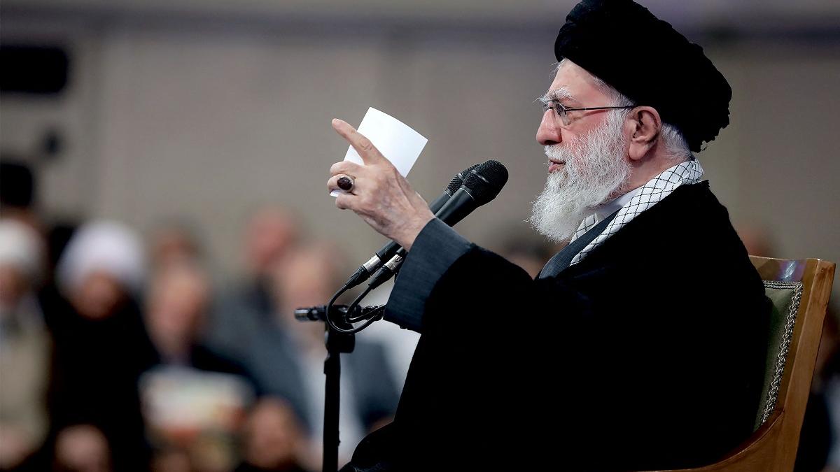 Trump spune că Iranul vrea să negocieze, în timp ce numărul morților în urma protestelor crește