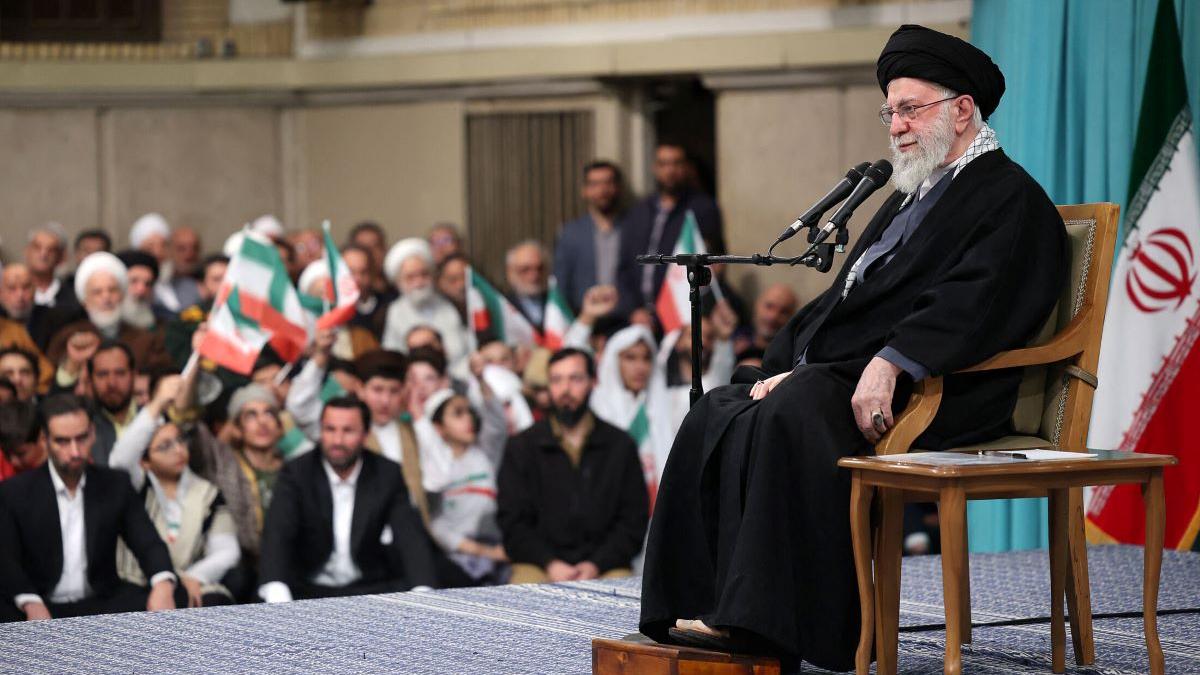 Tensiuni Iran-SUA: Comandantul Gărzilor Revoluționare de la Teheran avertizează că acestea „au degetul pe trăgaci”