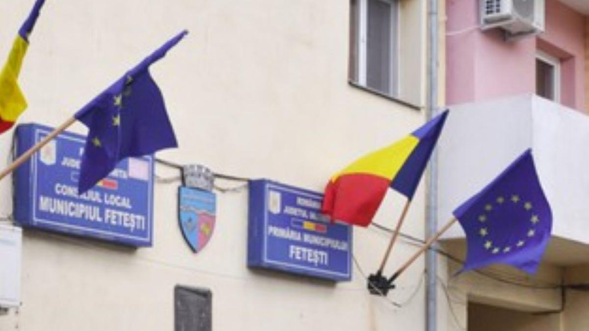 Primărie în bloc: Autoritatea locală așteaptă un sediu nou de peste un deceniu
