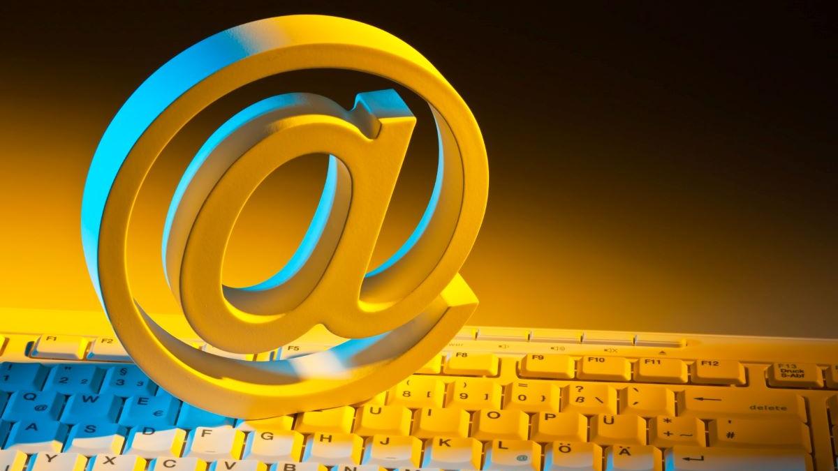 Studiu White Image pe 1,5 miliarde de emailuri: Mesajele personalizate ating rate de deschidere de peste 75% și foarte puține reclamații de spam