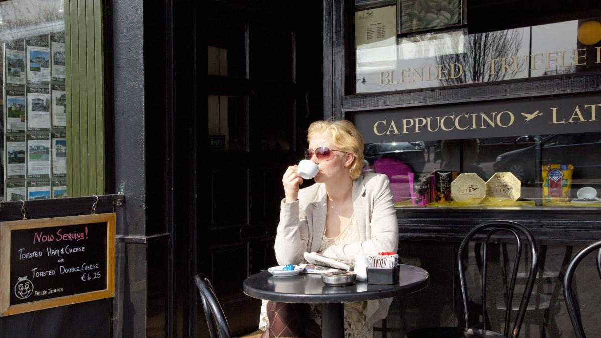 Zodiile care adoră cafeaua: cine bea cel mai mult și de ce