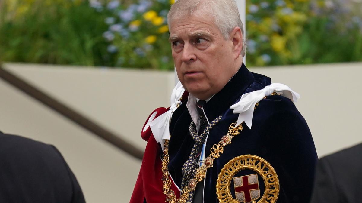Andrew, fratele regelui Charles al III-lea, a fost arestat 