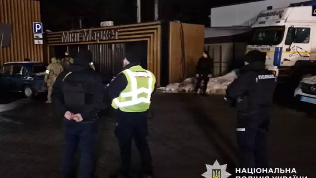 Violențe la Cernăuți: Localnicii nu vor să plece la război