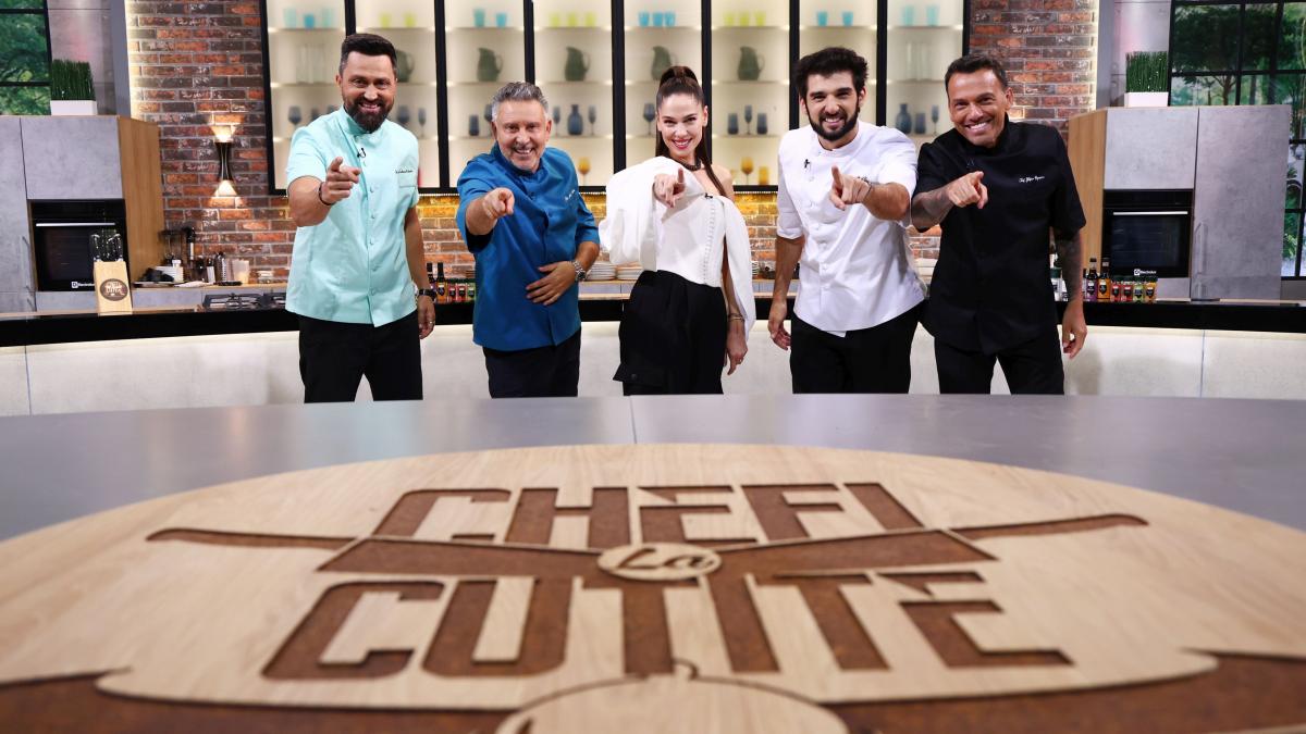Diseară, de la 20:30, la Antena 1 urmează premiera sezonului 17 Chefi la cuțite. Jurații gătesc în casă nouă, iar Raluca Bădulescu vine la degustarea primei amulete