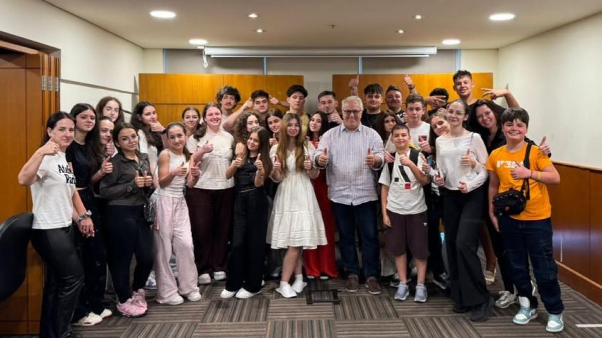 MAE, despre grupul de elevi blocat în Dubai: Sunt în siguranță. Sunt o prioritate