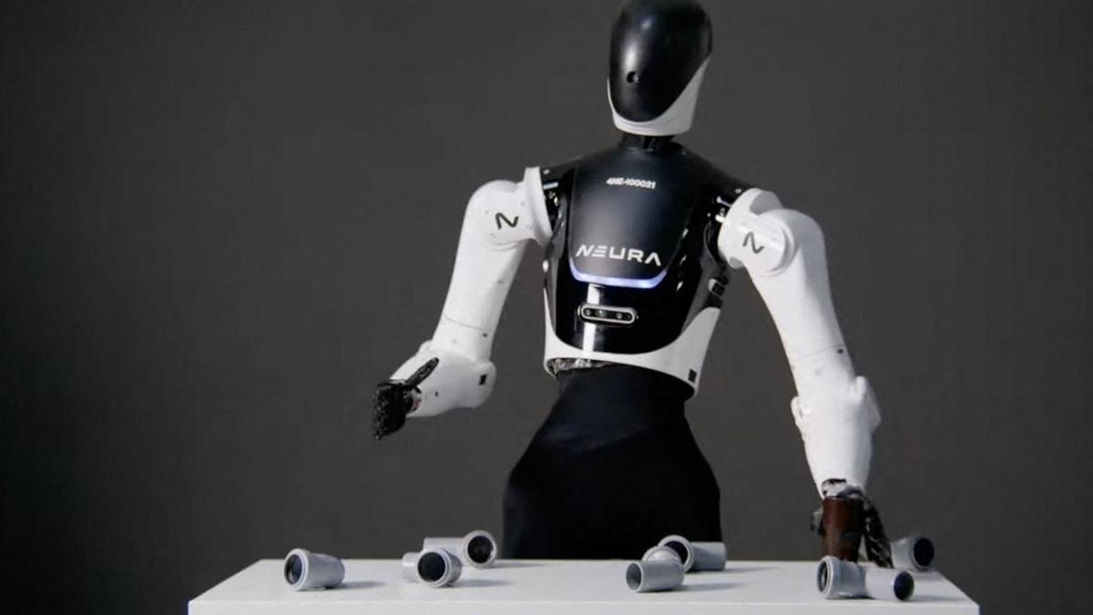 „Școala de roboți”. Cum sunt antrenați roboții umanoizi în China