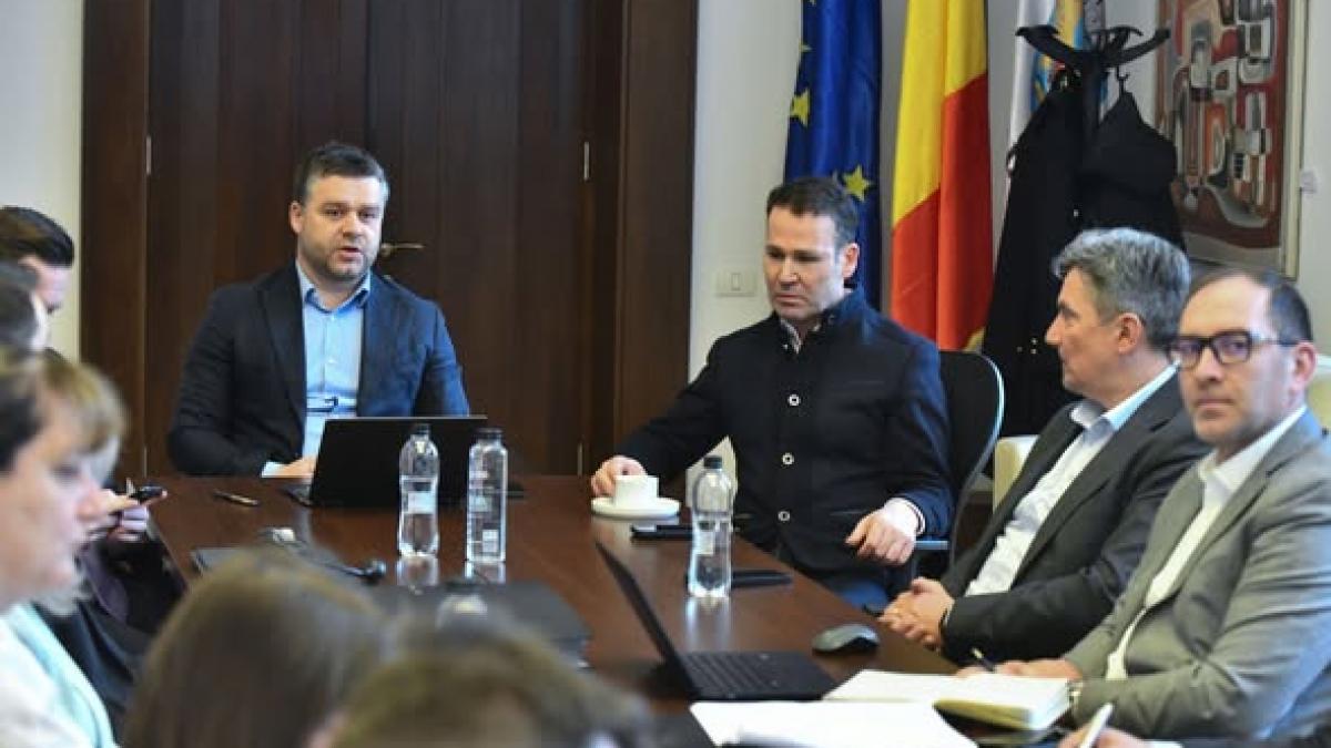 Ciucu și Negoiță, colaborare pentru drumuri și pasaje moderne