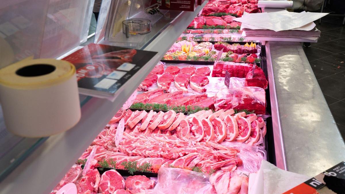 Prețurile la carne explodează în Europa: scumpiri de peste 20% în unele țări