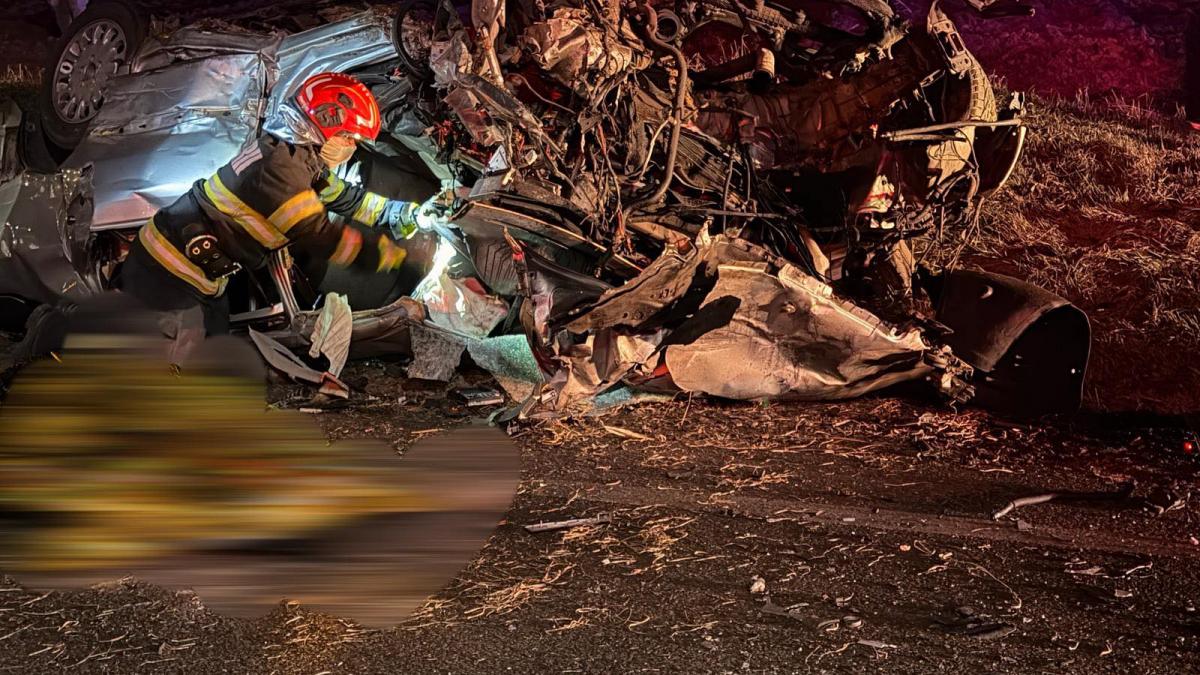 Tragedie rutieră în Suceava: Un mort, doi răniți în accident devastator pe drumul morții DN2!