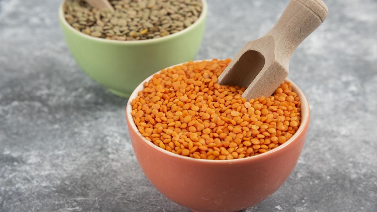 Rețete de post. Cum să prepari salată de linte și legume proaspete