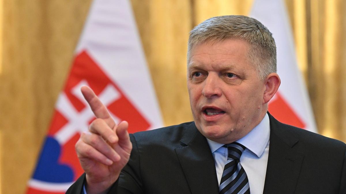 Fico mulțumește României pentru militarii dislocați în Slovacia