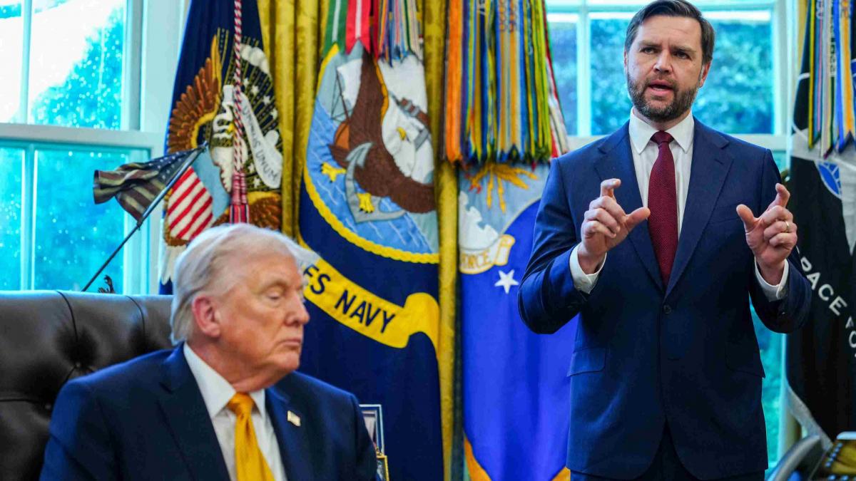Cădere în lanț: Trump se clatină, JD Vance se scufundă