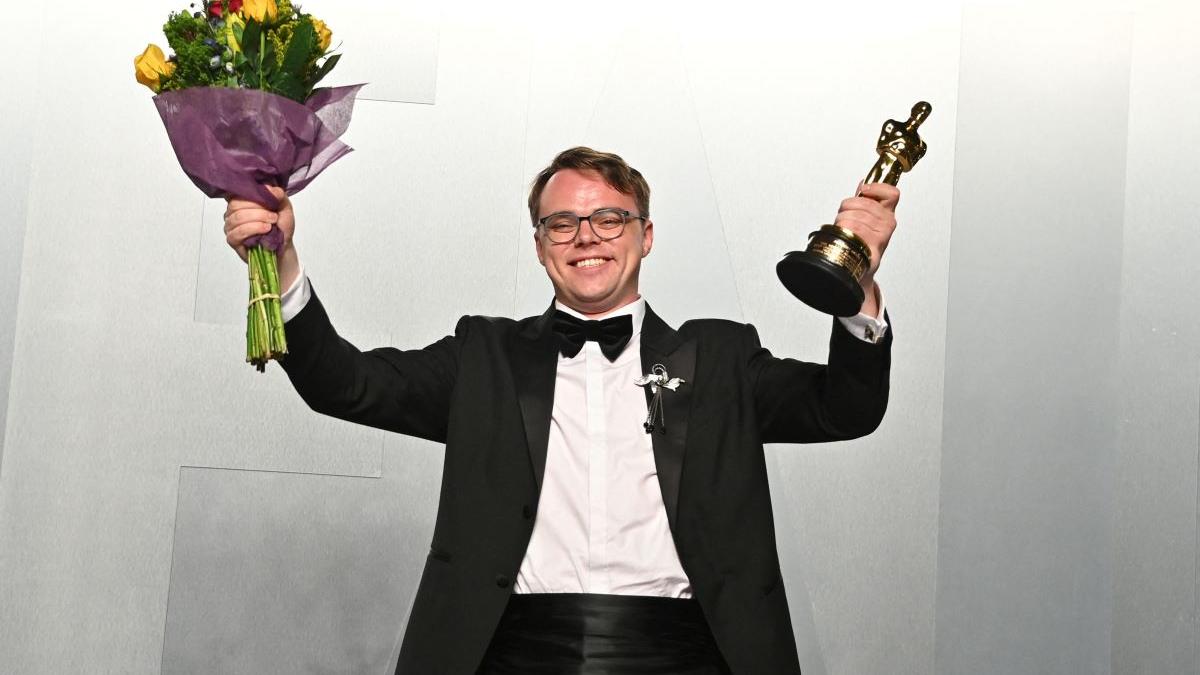 Regizorul filmului împotriva lui Putin și-a pierdut premiul Oscar în timpul unui zbor