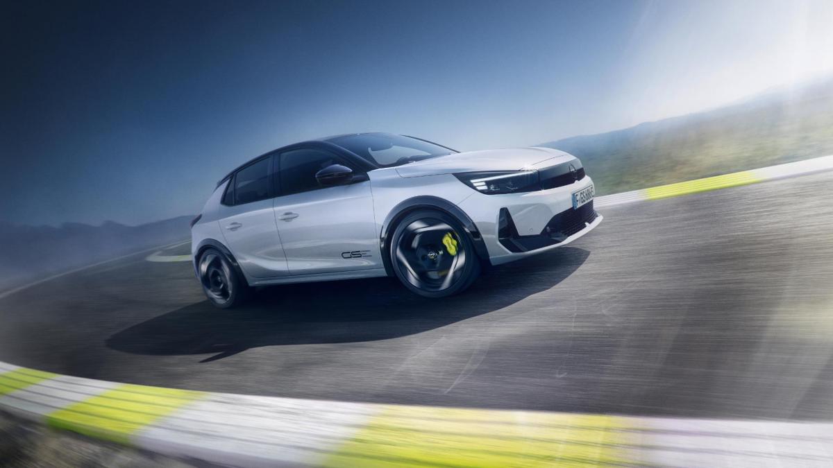 Cea mai rapidă Corsa: Mic, dar furios