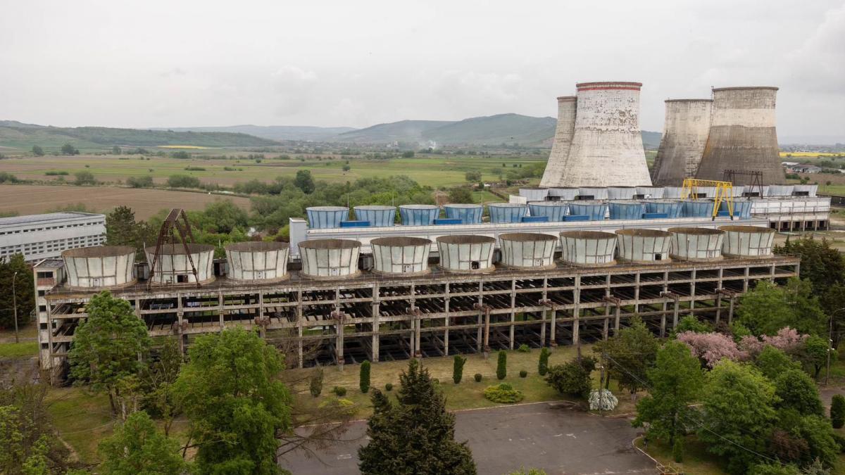 Bolojan, pe șantierul de la Iernut: proiectul energetic început în 2016 trebuie terminat anul acesta