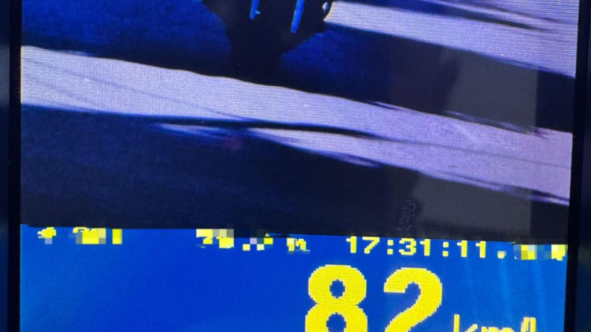 Fuga de radar, o idee de mii de lei! Motociclist lăsat pieton după o urmărire spectaculoasă prin oraș 