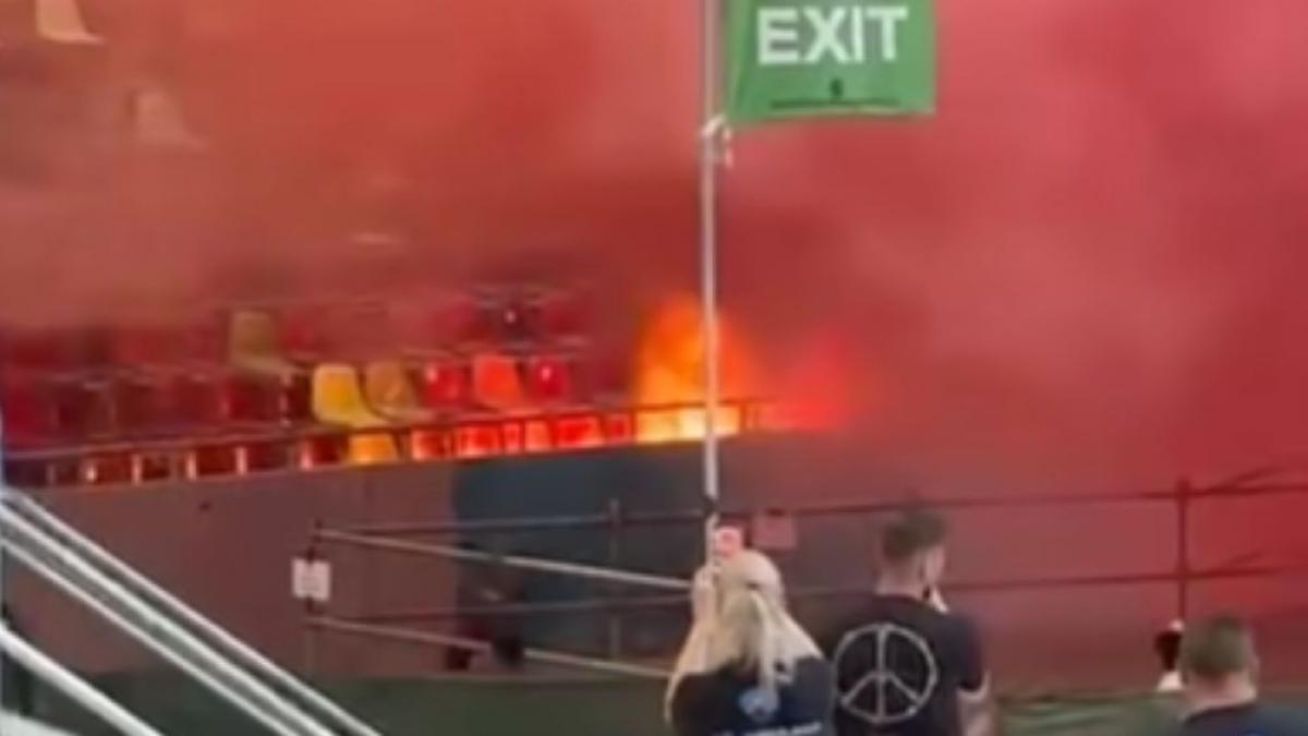 panica la concertul lui max korzh pe scena a izbucnit un incendiu